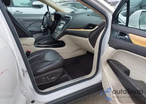 2016 Lincoln Mkc Select z USA, uszkodzony, nr VIN 5LMCJ2C92GUJ23729